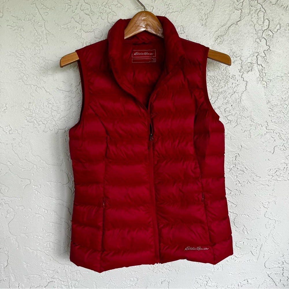 Eddie Bauer Down Puffer Vest XS Women’s EB650 Red Full Zip Quilted Mock Neck